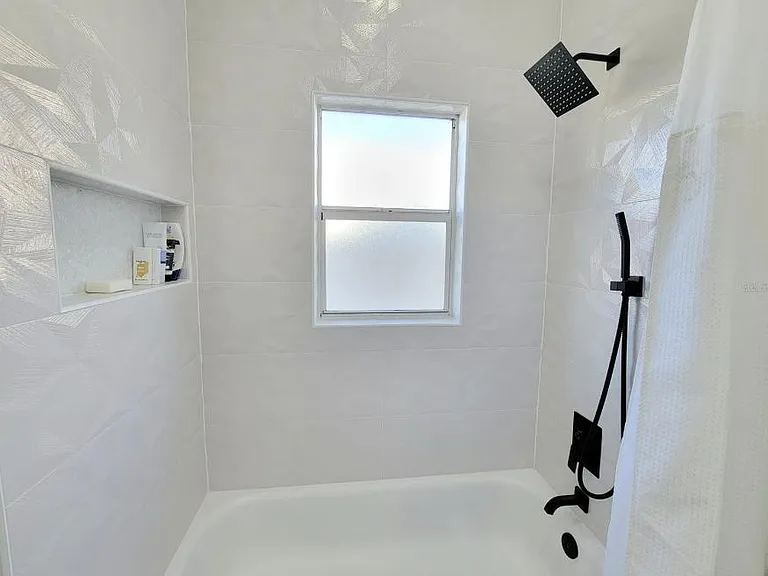 908 Alsace Dr — Photo 21