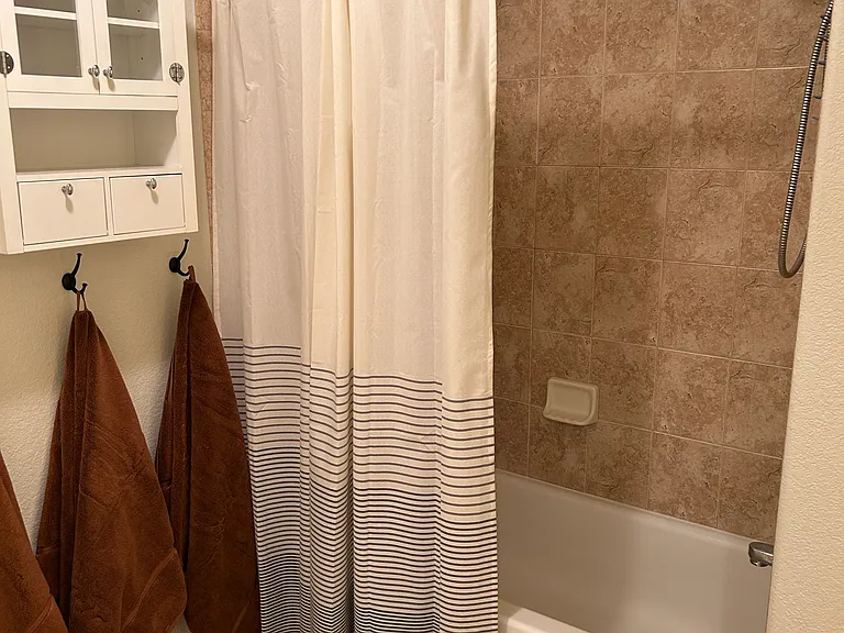 903 Chinle Ave #A — Photo 15