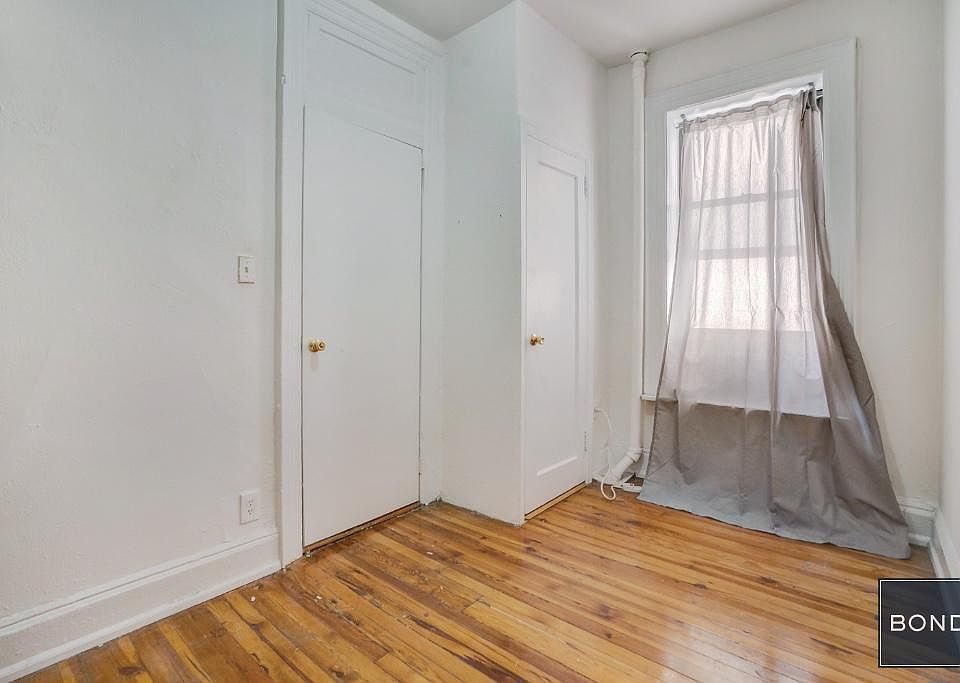 2nd image of 1427 York Ave APT 1E