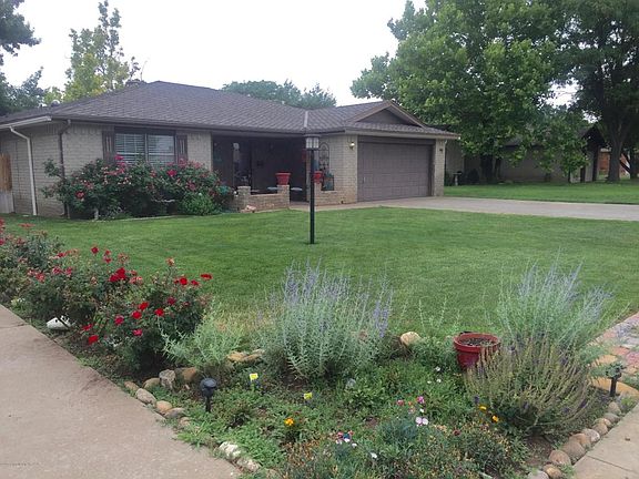 3rd image of 3436 Amherst Dr