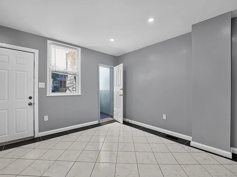 3445 Harwell Ave — Photo 11