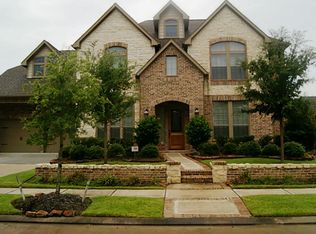 12119 W Allen Shore Dr, Cypress, TX 77433