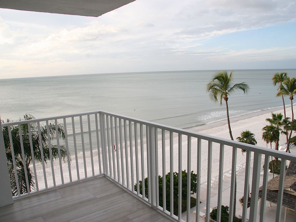 Right on the Gulf!