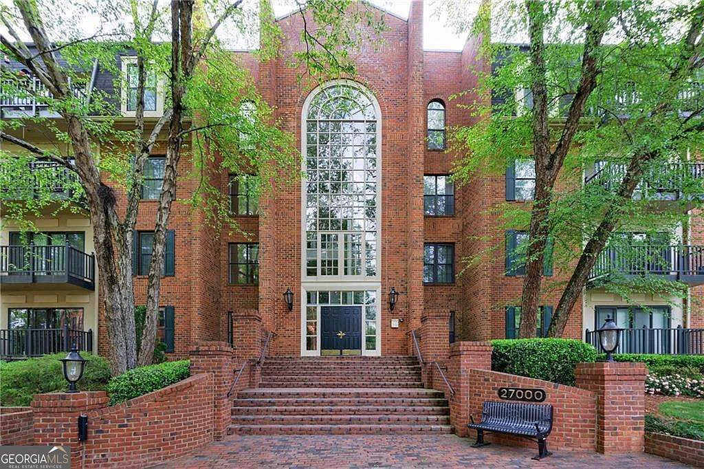 2 bed, 2.0 bath, $2,400 — Photo 1