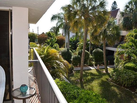 4th image of 5808 Gulf Dr Unit 103