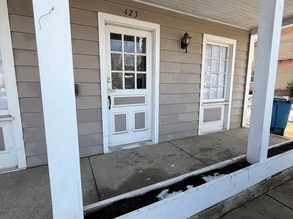 423 W Walnut St #1, Kalamazoo, MI 49007