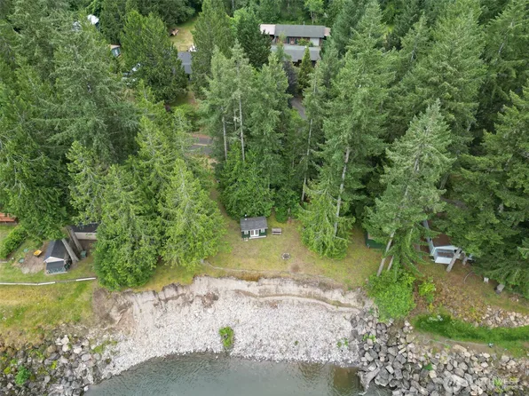 224 Riverview Drive, Castle Rock, WA 98611