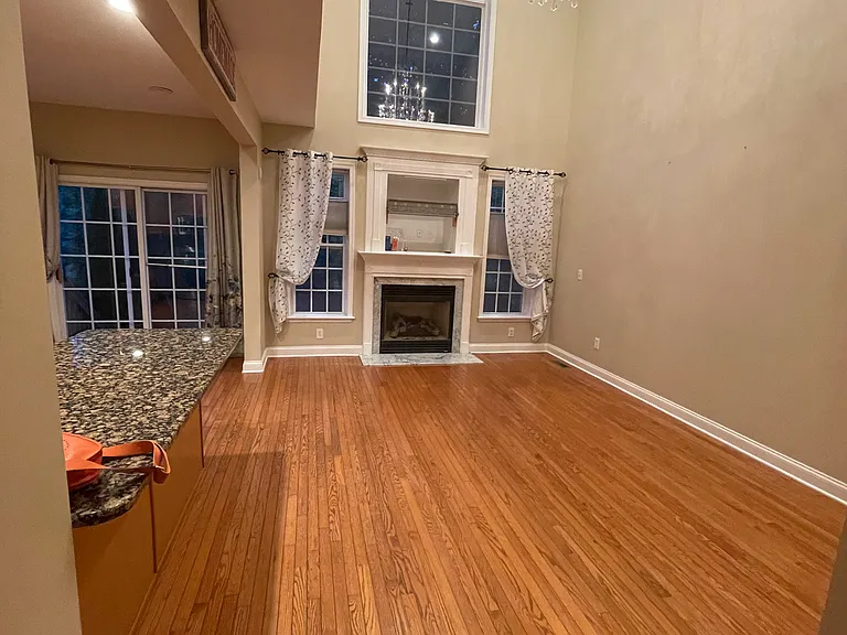 71 Brecknock Ct — Photo 2