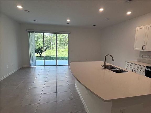 5th image of 3044 Davenport Creek Ct