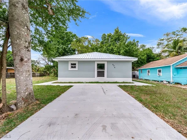 674 Pine St, Fort Myers, FL 33916