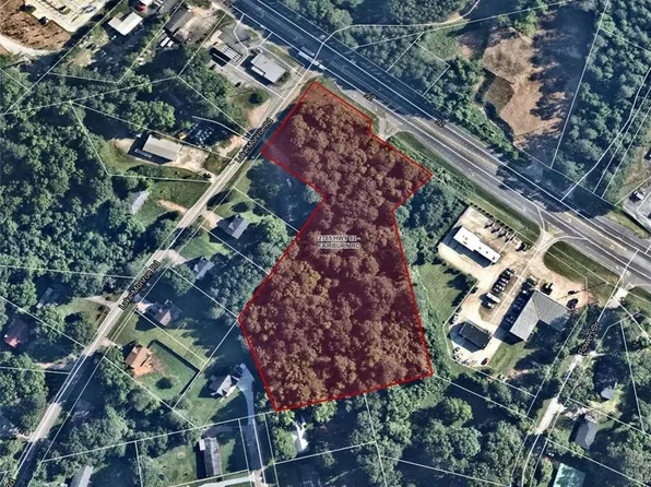 2785 Fairburn Rd SW, Douglasville, GA 30135