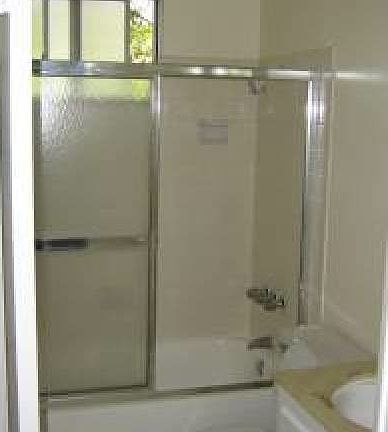 5th image of 4126 46th St APT 2