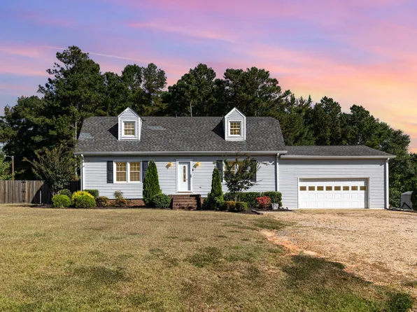 414 Aquilla Rd, Benson, NC 27504