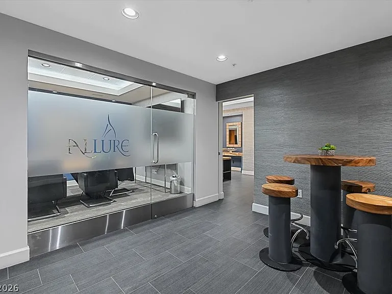 200 W Sahara Ave #3201 — Photo 16
