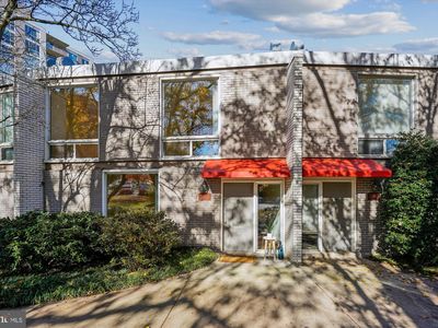 5005 Battery Ln #1, Bethesda, MD, 20814