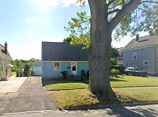 147 74th St, Niagara Falls, NY 14304