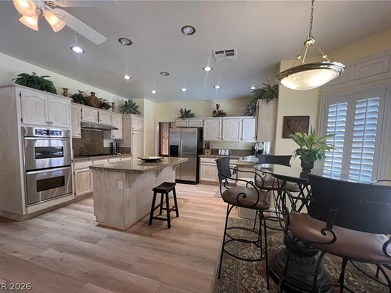 7611 Cougar Creek Cir — Photo 12