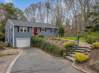 598 Bumps River Rd, Osterville, MA 02655