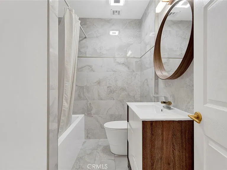 1432 N Catalina St — Photo 13