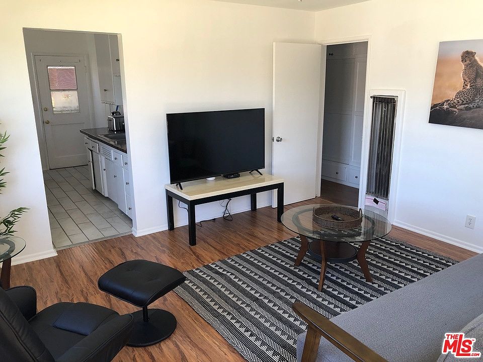 1st image of 4019 McLaughlin Ave