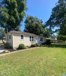 1107 S Buchanan St, Monroe City, IN, 47557