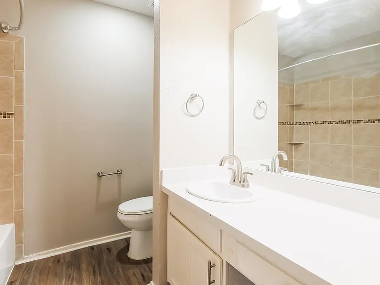 4306 Owens Creek Ln — Photo 11