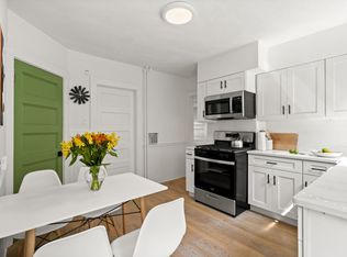 49 Walk Hill St FLOOR 2, Jamaica Plain, MA 02130