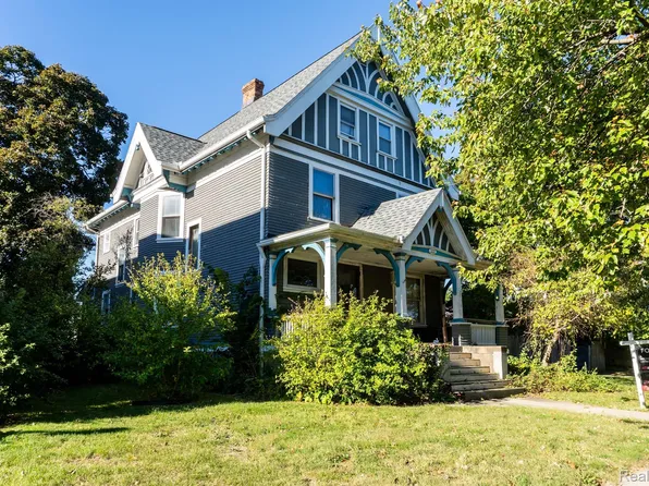 322 E 2nd St, Monroe, MI 48161