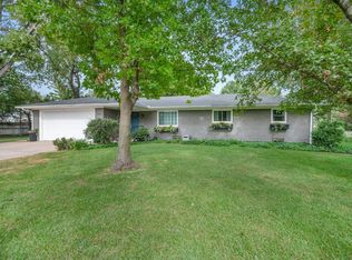 3750 S Ridge Rd, Wichita, KS 67215