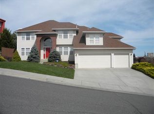 750 SE Carolstar Dr, Pullman, WA 99163