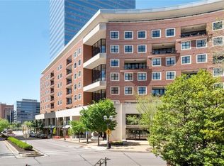 155 Carondelet Plz UNIT 800, Saint Louis, MO 63105