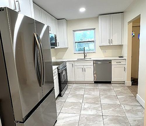 4th image of 5780 Fernley Dr W