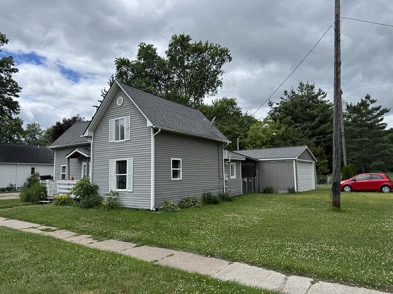 1st image of 1019 State St