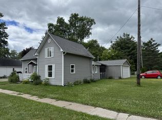 1019 State St, Algonac, MI 48001