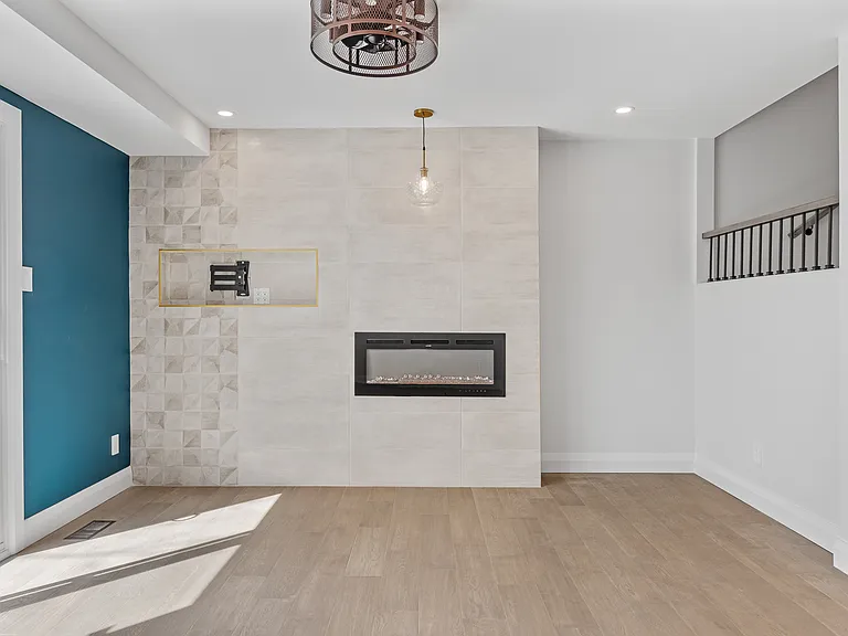 660 Hochelaga St — Photo 10