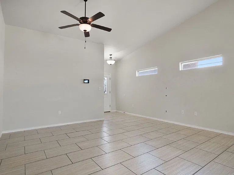 14362 Loma Esmeralda Dr — Photo 5