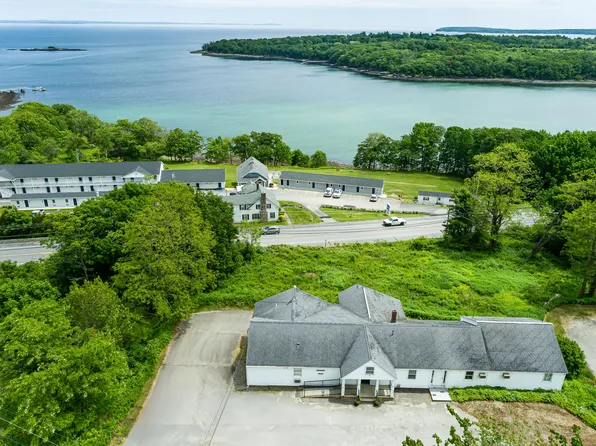 34 Old County Road, Rockport, ME 04856