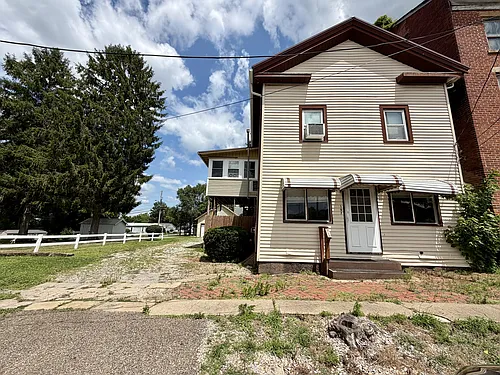 107 W Main St #A Photo 1 107 W Main St #A Photo 1