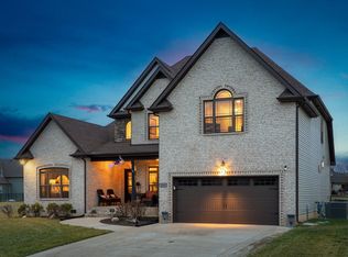 1091 Chagford Dr, Clarksville, TN 37043