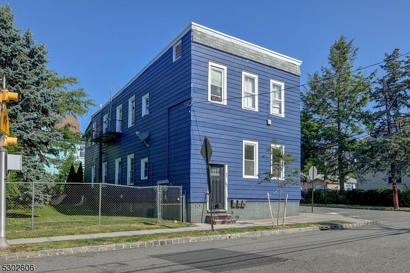 1st image of 97 Whittlesey Ave