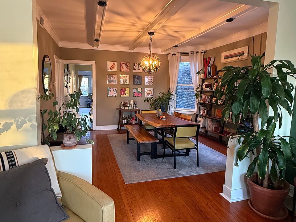 1st image of 3942 W Wrightwood Ave #2