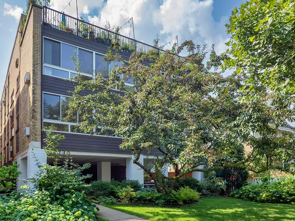 2730 Central St APT 3A, Evanston, IL 60201