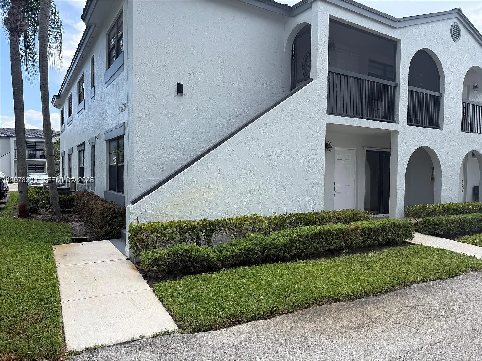 Moors Pointe Condo — Photo 1