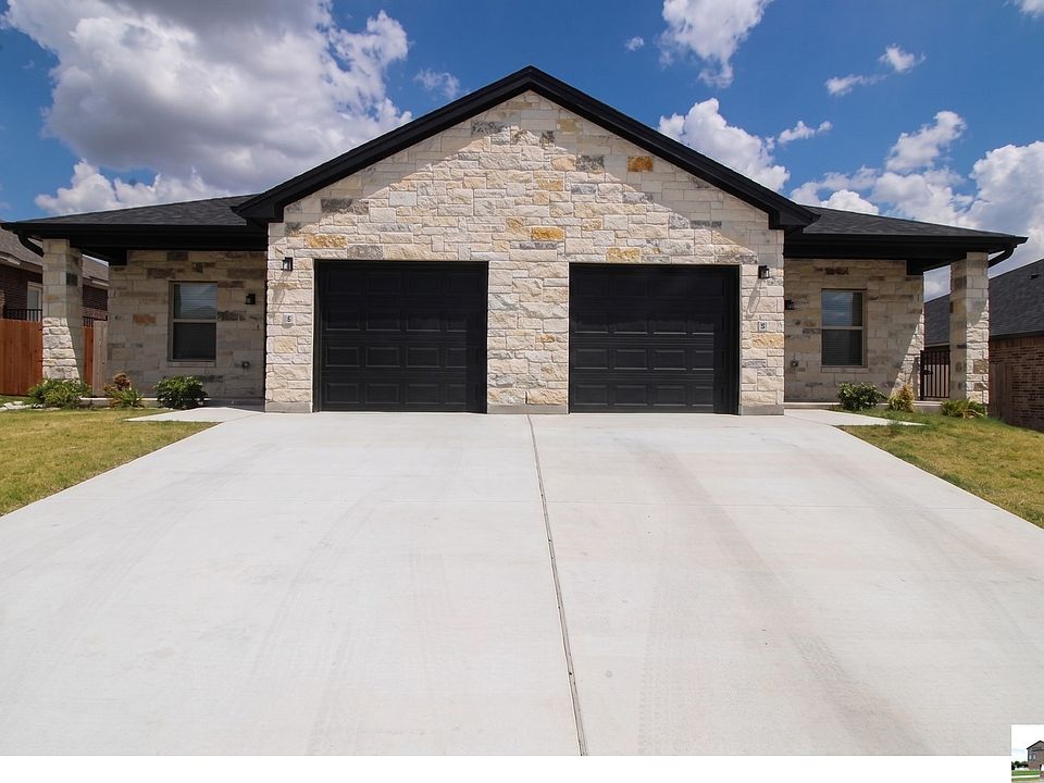 1st image of 114 Leon Ln #A