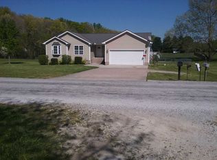 4084 Powers Bridge Rd, Manchester, TN 37355