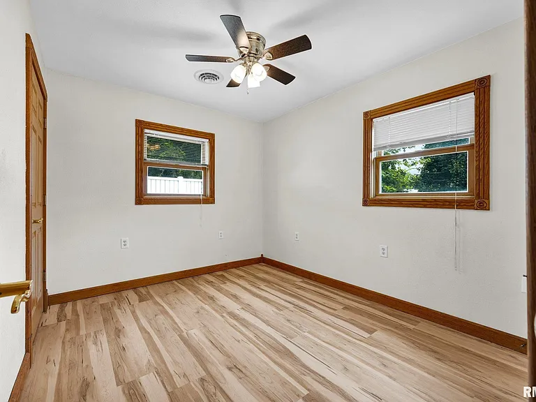 108 Radisson Rd — Photo 15