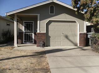 252 N 1st Ave, Oakdale, CA