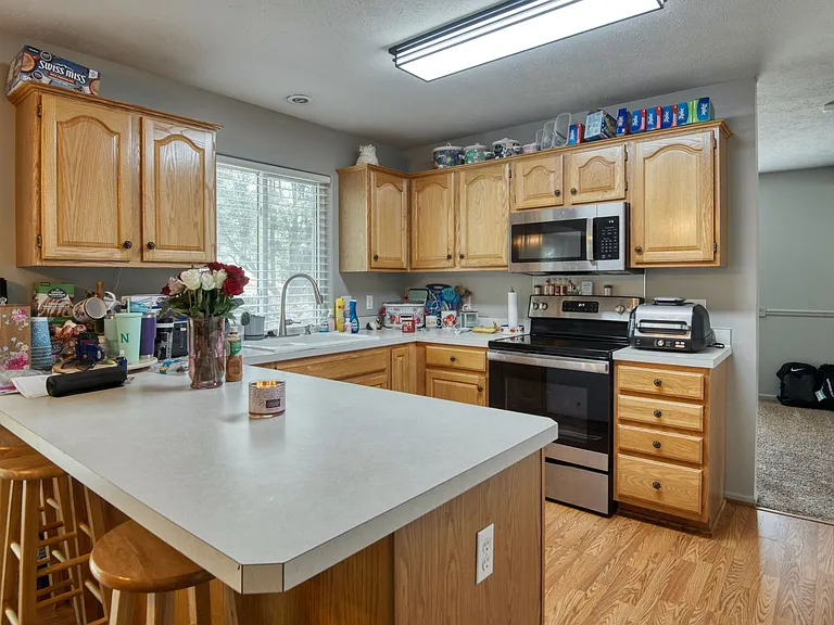 4413 S 176th Ave — Photo 6