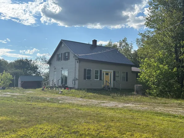 354 Main Road, Bradford, ME 04410