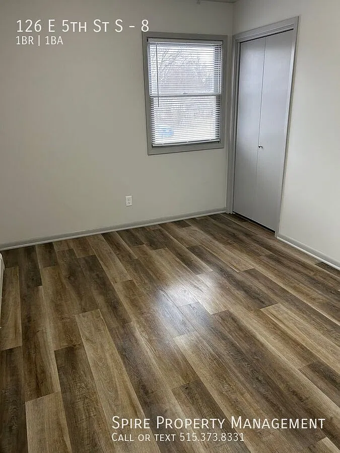 Beautifully Remodeled 1 Bed Unit in the Heart of Newton! $99 Move In Special!! — Photo 2